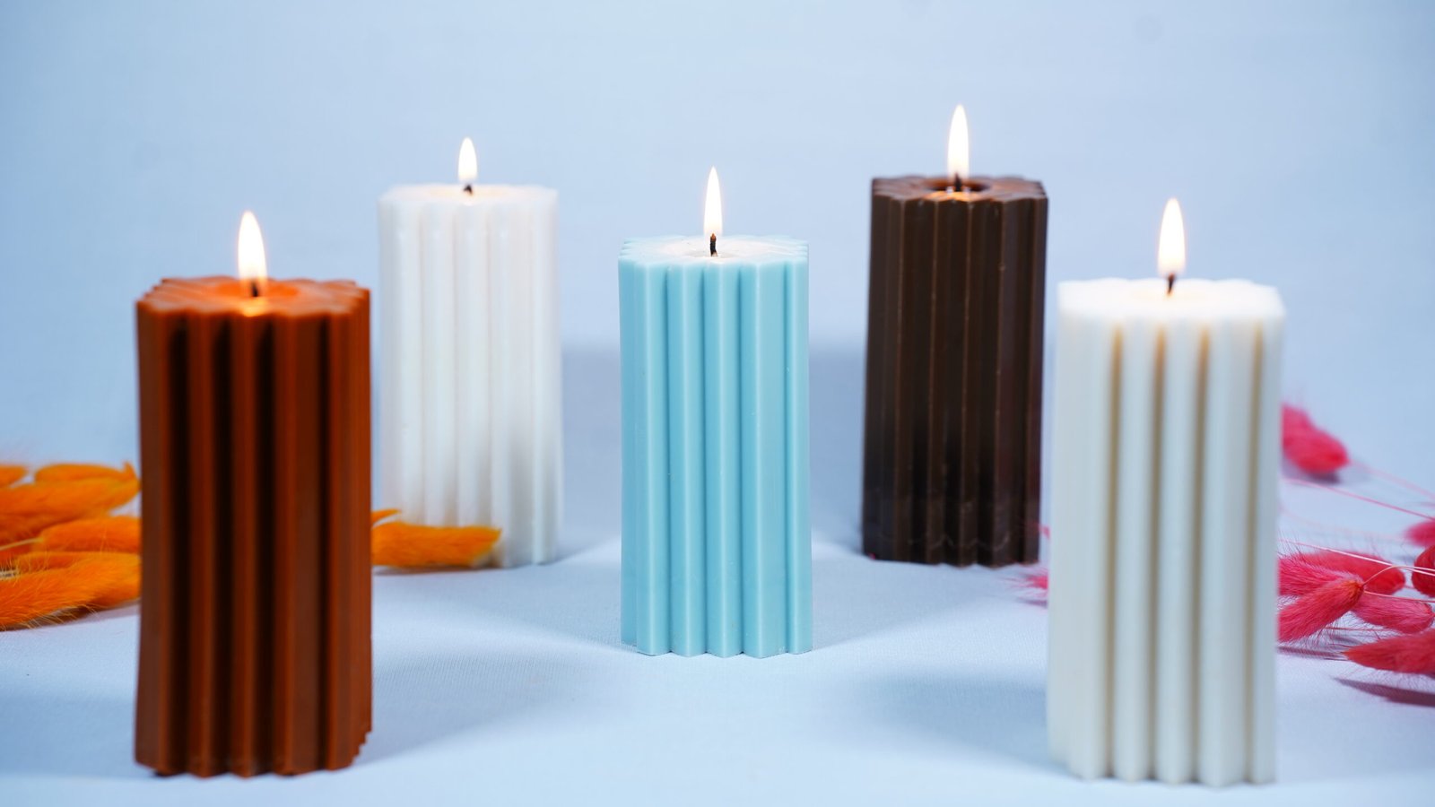 tasvii-ribbed-soy-wax-pillar-candle-cloud-dancer-teal-terracotta-white